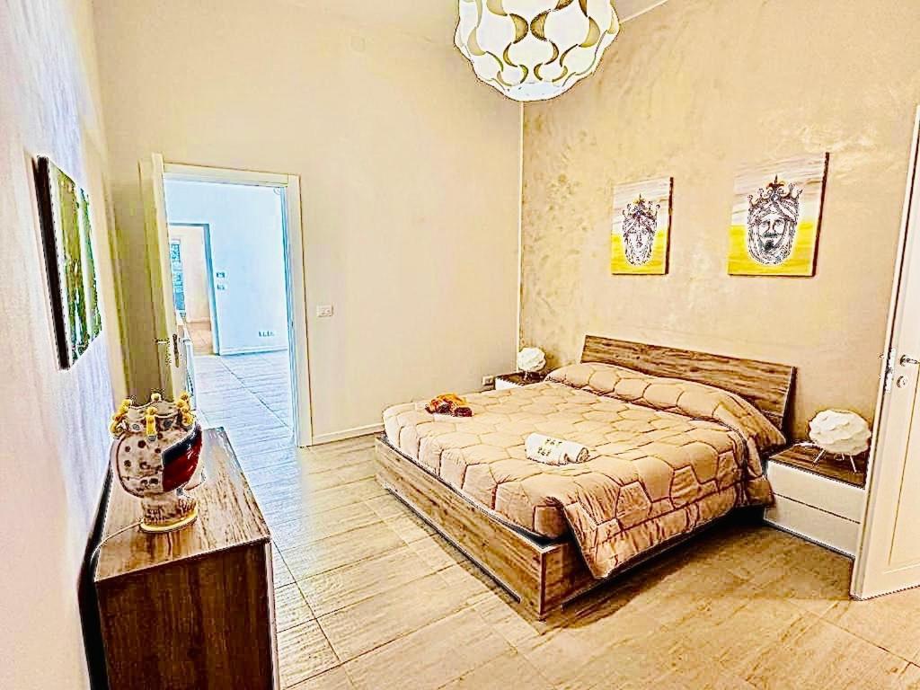 Glenda'S House Apartment Сиракуза Екстериор снимка