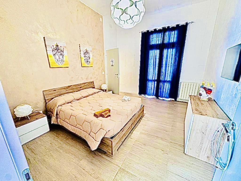 Glenda'S House Apartment Сиракуза Екстериор снимка